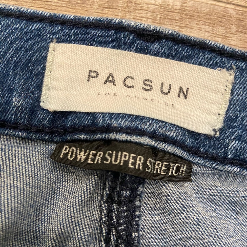 PacSun High-Rise Distressed Jegging - Picture 4 of 6